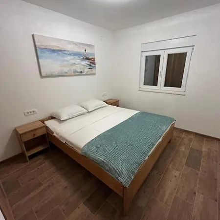 Сasa de vacaciones House Sunshine Mrljane