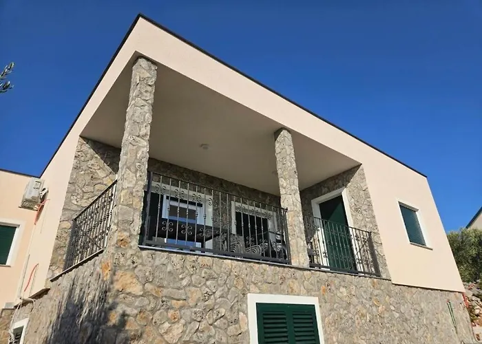 Vakantiehuis House Sunshine Mrljane